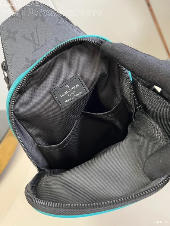 VUITTON Avenue LOUIS Slingbag-16*33*5.7CM 0729